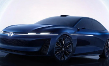 Это будет роскошный интеллектуальный автомобиль с новой энергией стоимостью 300 000 юаней (около 4,2 млн рублей). Он создан на базе концептуального седана №1, представленного в прошлом году, и будет представлен в новой серии «Trumpchi Yearning».