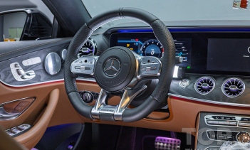 Установка анатомического руля AMG для Mercedes-Benz E-class W213 в Топ Тюнинг