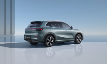 Для реализации этих планов компания Geely Auto заключила дистрибьюторское соглашение с Jameel Motors. Подписание договора состоялось 8 мая и предусматривает распространение новых энергетических автомобилей Geely в Польше.