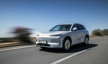 Электрический внедорожник Geely EX5 официально выходит на греческий рынок