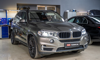 Тюнинг и оклейка фар BMW X5 F15 