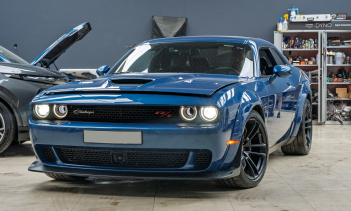 110057 Тюнинг и полировка фар Dodge Challenger 2008+