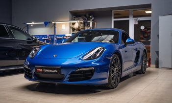 Замена линз в фарах Porsche Bosxter S 981 – сравнение работы до и после 