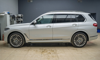 110510 Атермальная тонировка лобового и передних стекол BMW X7 G07 2021