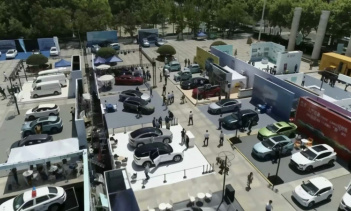 В 2026 году в Китае будет отменено полное освобождение от налогов на электромобили, дилерские центры сообщают о резком росте продаж в конце года