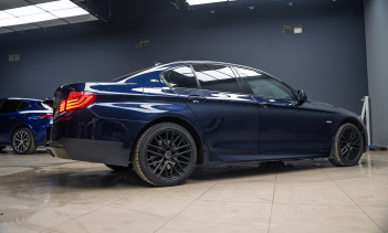 110596 Монтаж электронного выхлопа THOR 2.0 + ECHO для BMW 5 серии F10