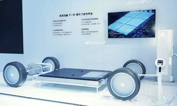 Твердотельный аккумулятор Dongfeng мощностью 350 Вт*ч/кг рассчитан на дальность хода более 1000 км и будет выпущен в 2026 году