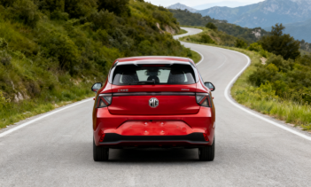 MG4 Anxin Edition, первый серийный автомобиль с полутвердотельным аккумулятором, дебютирует на автосалоне в Гуанчжоу