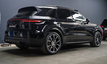 110727 Керамика кузова + оклейка капота и фар Porsche Cayenne III