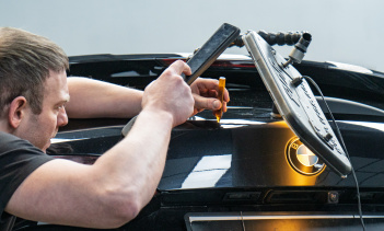 110898 Удаление вмятин PDR на кузове Mitsubishi Outlander и BMW X5 G05