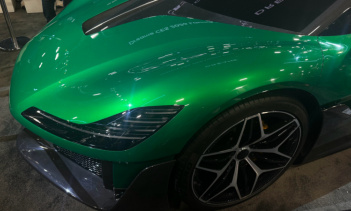 На выставке CES 2026 в Лас‑Вегасе компания Dreame Auto удивила публику, представив три спортивных автомобиля