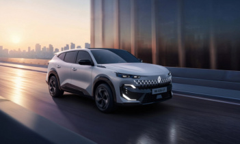 13 января 2026 года южнокорейское подразделение Renault представило Renault  Filante — самый крупный кроссовер в линейке французского автопроизводителя