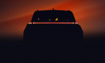 На следующей неделе будет представлен новый семиместный внедорожник Toyota EV, а в планах - Kia EV9