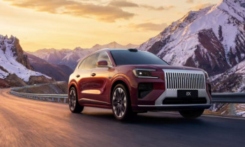 Компания Zeekr завершила масштабные дорожные испытания своего большого гибридного кроссовера 8X с подключаемым модулем (разработка Geely)