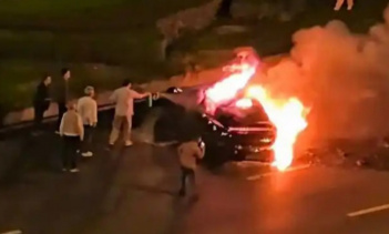 Китайский журнал Caixin обнародовал результаты расследования ДТП с участием автомобиля Xiaomi, которое произошло в Чэнду и привело к пожару