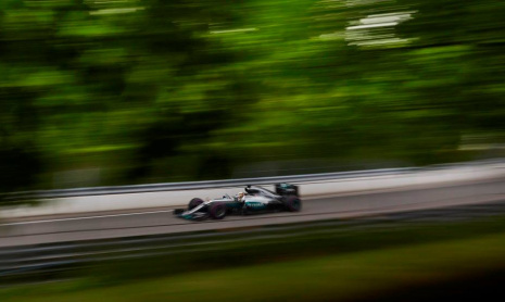 Mercedes последовал за BMW и Audi в Формулу E