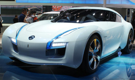 Nissan готовится к производству маленького спорткара