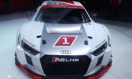 Audi представил R8 LMS в Женеве