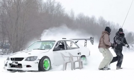 Сумасшедшая Джимхана на льду