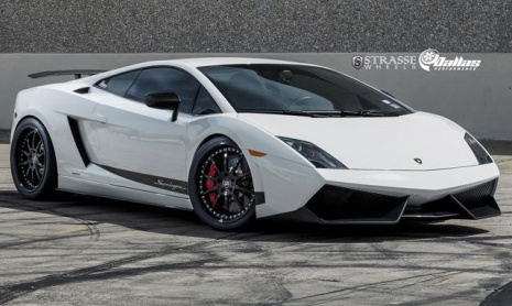 Lamborghini Gallardo на дисках Strasse