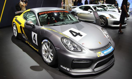 Зачем покупать суперкар, когда есть Cayman Clubsport GT4