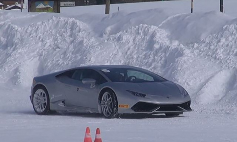 Лучший способ наслаждаться зимой на Lamborghini Huracan