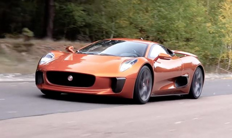 Jaguar C-X75 - лучший суперкар для злодея