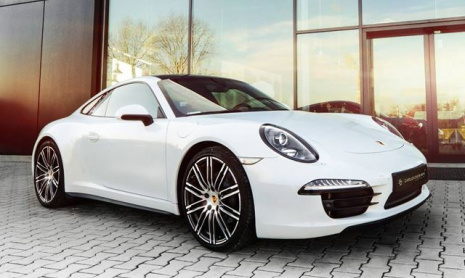 Новогоднее обновление для Porsche 911