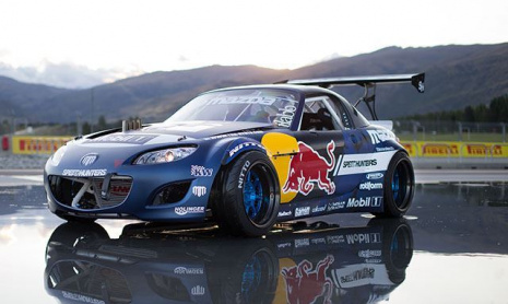 Послушайте 1200-сильного четырехроторного монстра из Новой Зеландии