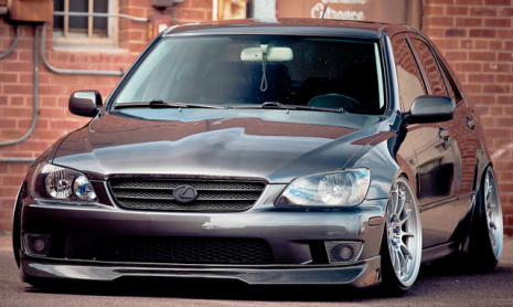 Японские иконы тюнинга: Toyota Altezza/Lexus IS 300