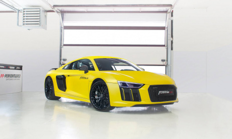 Audi R8 V10 Plus цвета подсолнуха от Fostla.de