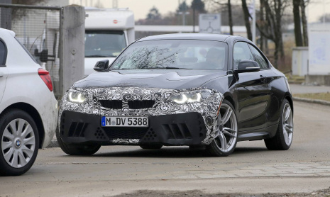 Фэйлифтинг 2018 BMW M2 - первые шпионские снимки