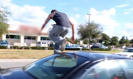 Carkour: сомнительное искусство прыжков по автомобилям