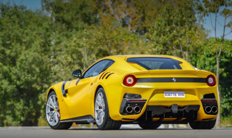 Марокко получает свой первый Ferrari F12tdf