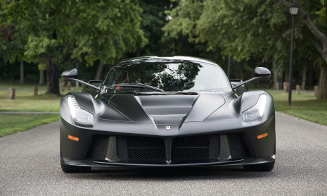 1 из 3 Nero DS Opaco Ferrari LaFerrari выставлен на аукцион