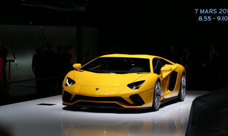 Женева-2017 - Lamborghini Aventador S