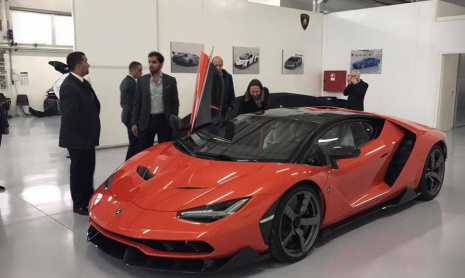 Первый Lamborghini Centenario доставлен шейху ОАЭ