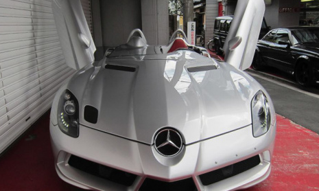 SLR Stirling Moss отлично смотрится на дисках Forgiato.
