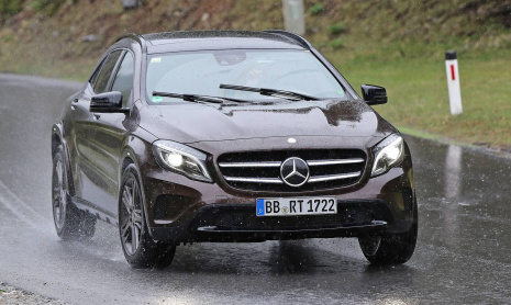 Шпионские снимки 2019 Mercedes-Benz GLB