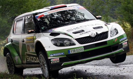 Scoda перевернулась на ралли DFA