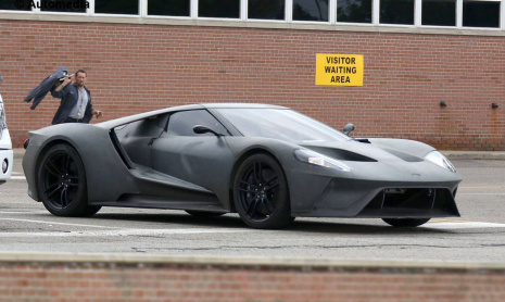 Производственная версия 2017 Ford GT - шпионские снимки