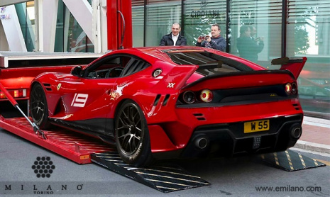 Визуализация дикого Ferrari 812XX