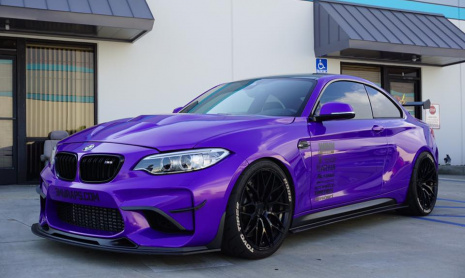 Сумасшедший фиолетовый BMW M2 Raze от RevoZport