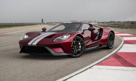 Начались поставки 2017 Ford GT