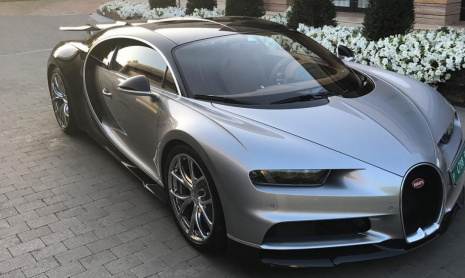 Криштиану Роналду прикупил Bugatti Chiron в свою коллекцию