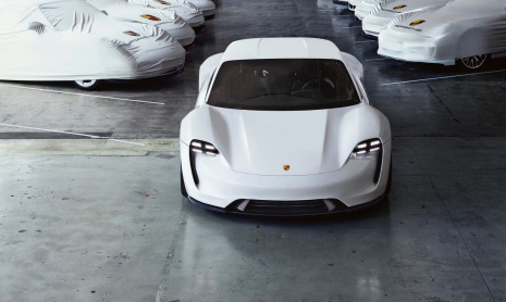 Porsche запустит сеть быстрой зарядки