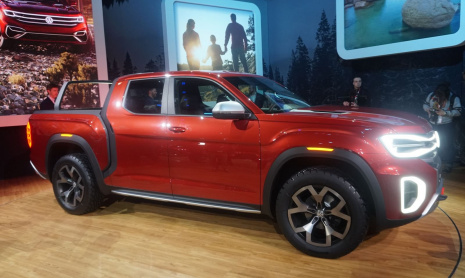 VW переделает свой логотип для предстоящей эры электро-каров