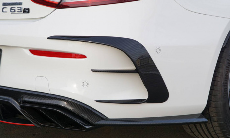 650 л.с. 2019 Mercedes-AMG C63 от Mansory