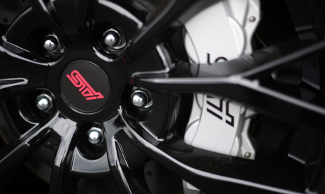 Subaru показал специальные выпуски WRX и WRX STI Series.Gray