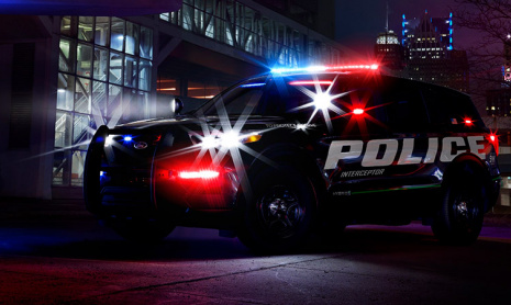 Ford показал тизер новой полицейской машины